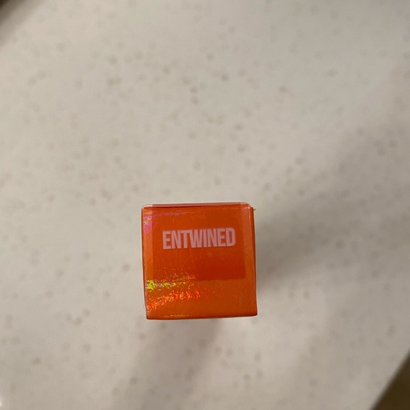 Jeffree Star Supreme Gloss Full Pigment lip gloss in Entwined - Picture 3 of 3